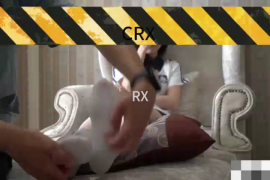 Q276tk挠脚心_202631720945